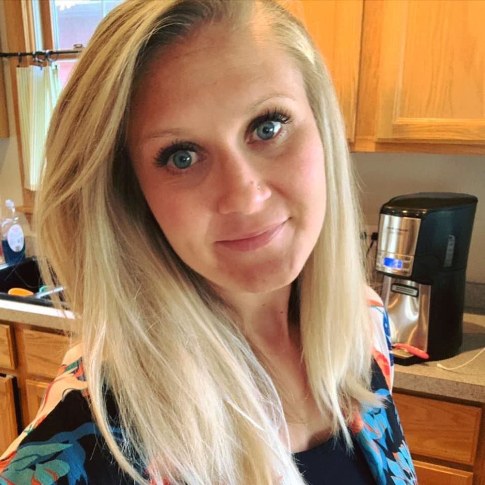 Meet your Posher, Melissa